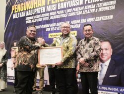 Kanwil BPJS-TK Sumbagsel Nobatkan Disnakertrans Muba Pelopor program perlindungan jaminan sosial ketenagakerjaan bagi masyarakat pekerja rentan di Sumatra Selatan