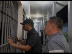 Perkuat Komitmen Berantas HALINAR, Kakanwil Ditjenpas NTB Pimpin Sidak Penggeledahan dan Tes Urine di Lapas Selong