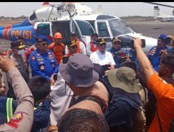 Helikopter Dauphin Polri Terbang ke Laut Kalimantan, Kombes Agus Herli Pimpin Misi Evakuasi Korban KM Virgo